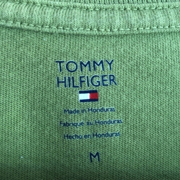 TOMMY Hilfiger scoop neck cap sleeve graphic tee size medium - Picture 5 of 7